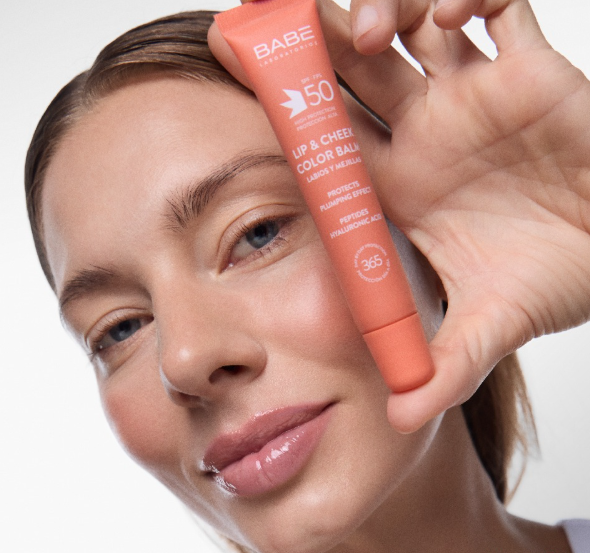 FACE & LIPS NUDE SET: Матуючий флюїд + Тінт NUDE + Чохол для окулярів в подарунок - Image 4